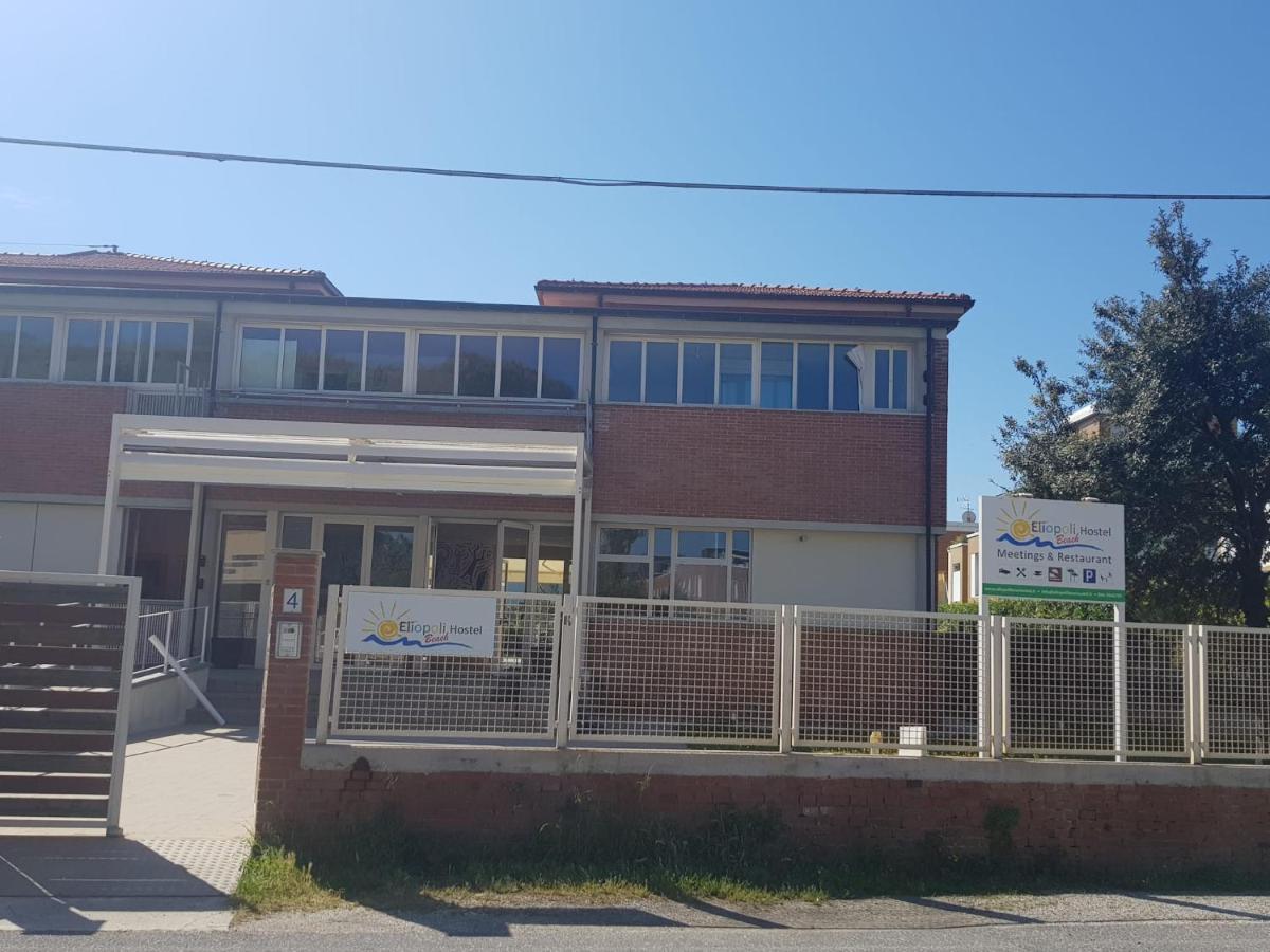 Eliopoli Beach Hostel & Restaurant Tirrenia Exterior foto